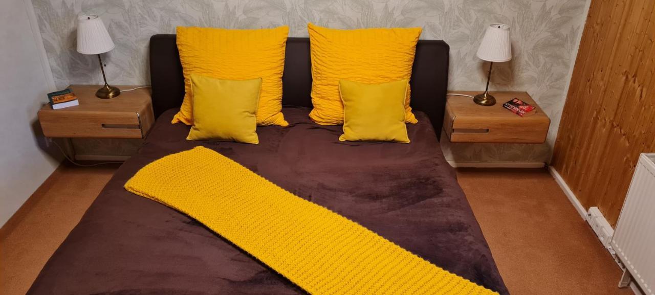 Ferienwohnung Halle/Lettin Halle  Buitenkant foto